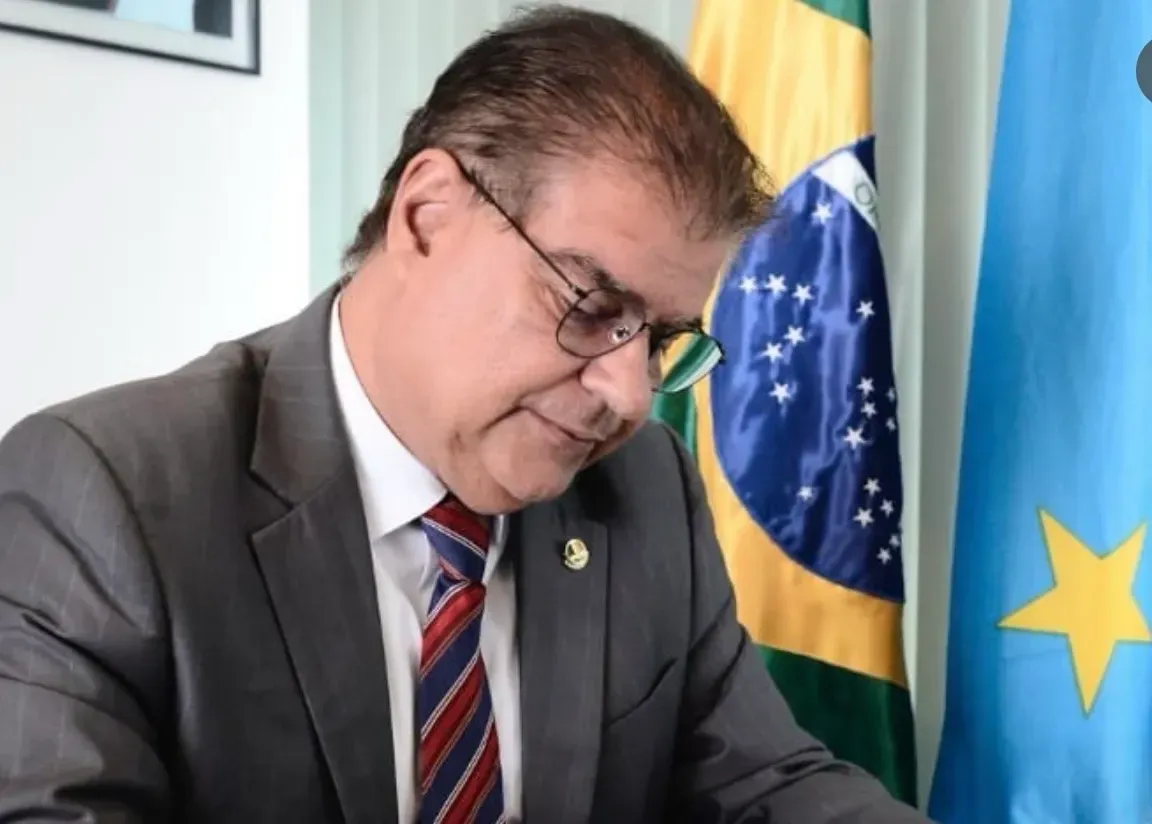 Imagem de compartilhamento para o artigo Justiça mantém ação contra Nelsinho Trad por supostas irregularidades em contrato de tapa-buraco da MS Todo dia